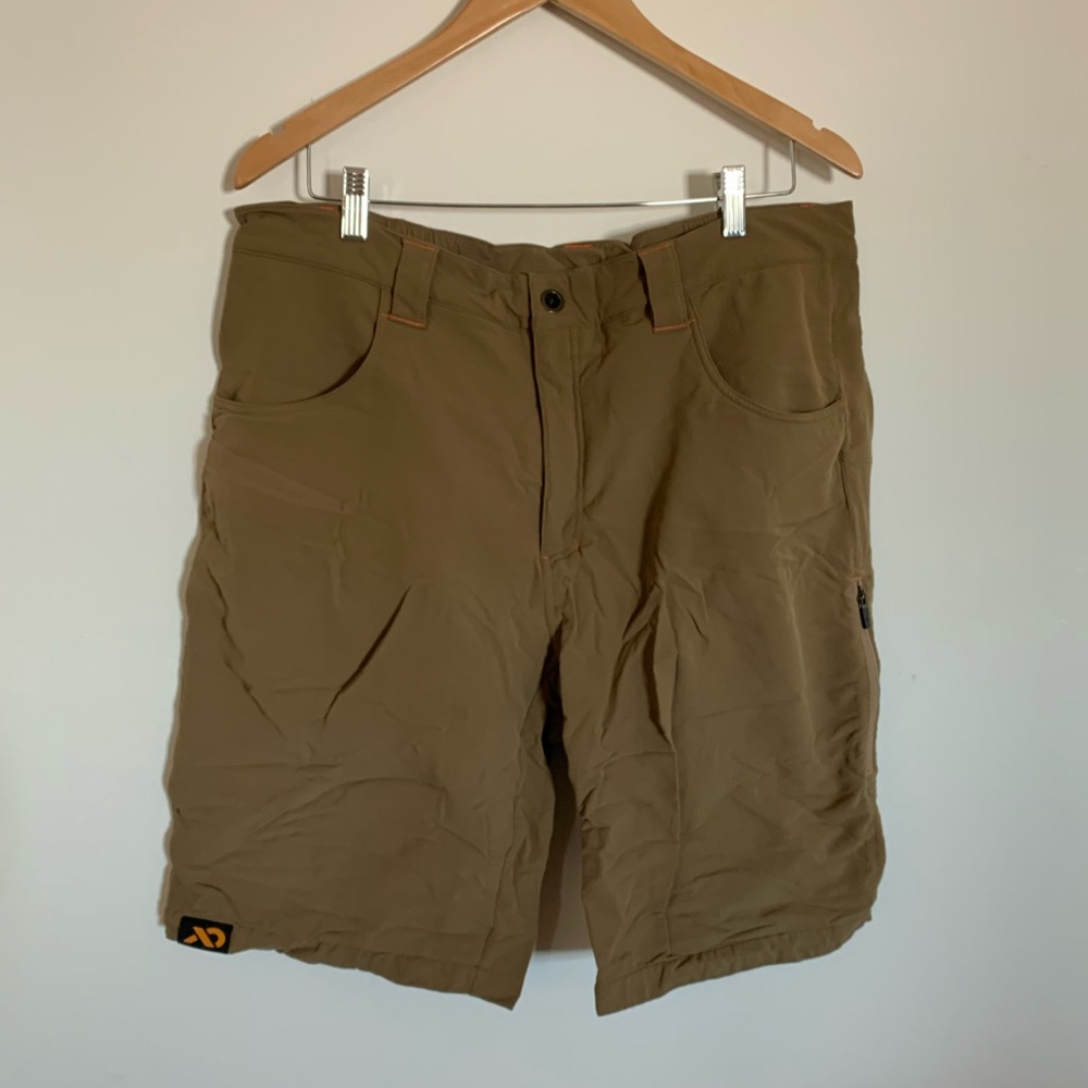 Corrugate Guide Shorts 11” inseam